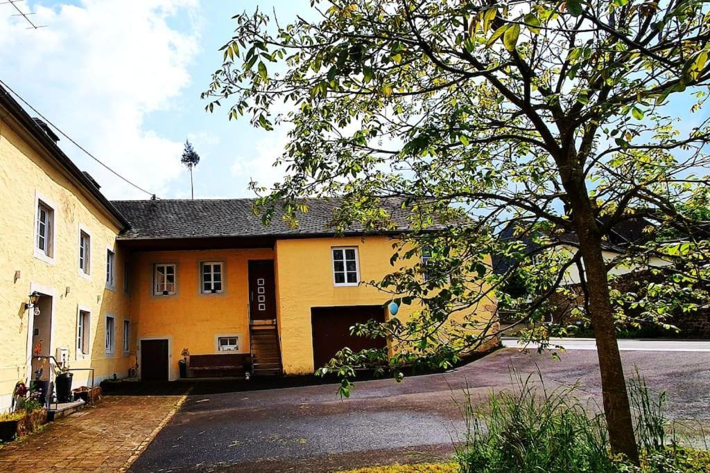 Bruce'S Countryhouse Niederweis 외부 사진